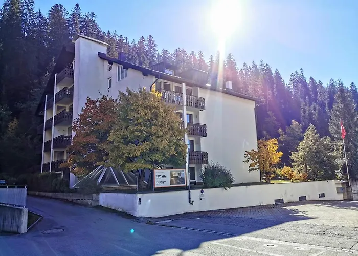 Uletsch Camp لاكس